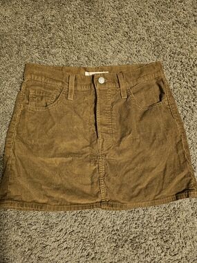Levi's🤎 Corduroy Mini Skirt in Camel Brown